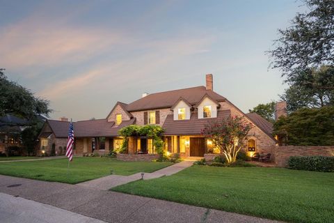 14820 Bellbrook Drive Addison TX 75254