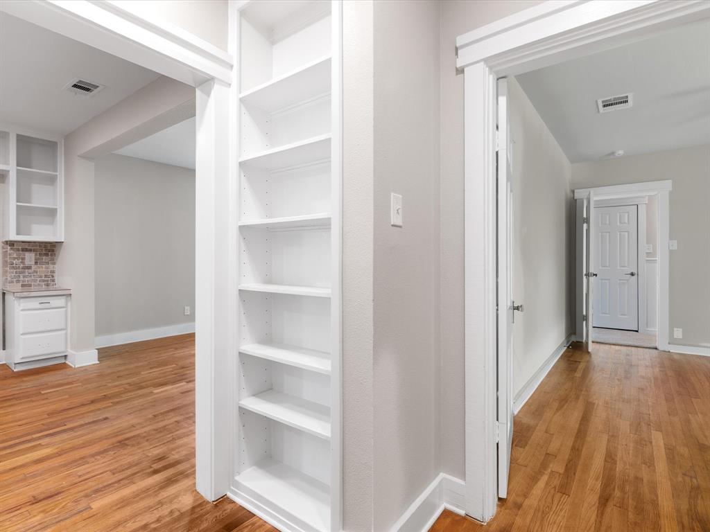 Hogan Ennis - Residential