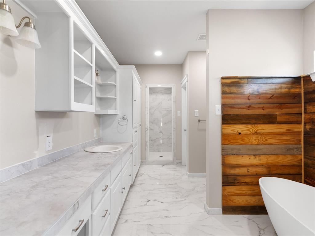 Hogan Ennis - Residential