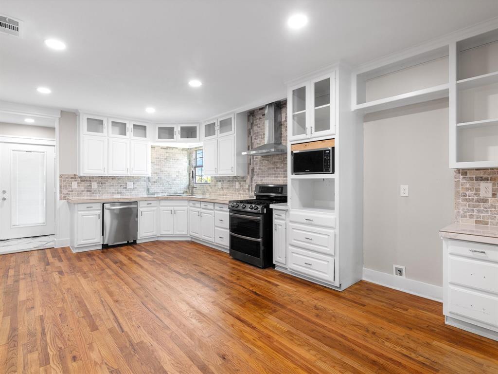 Hogan Ennis - Residential