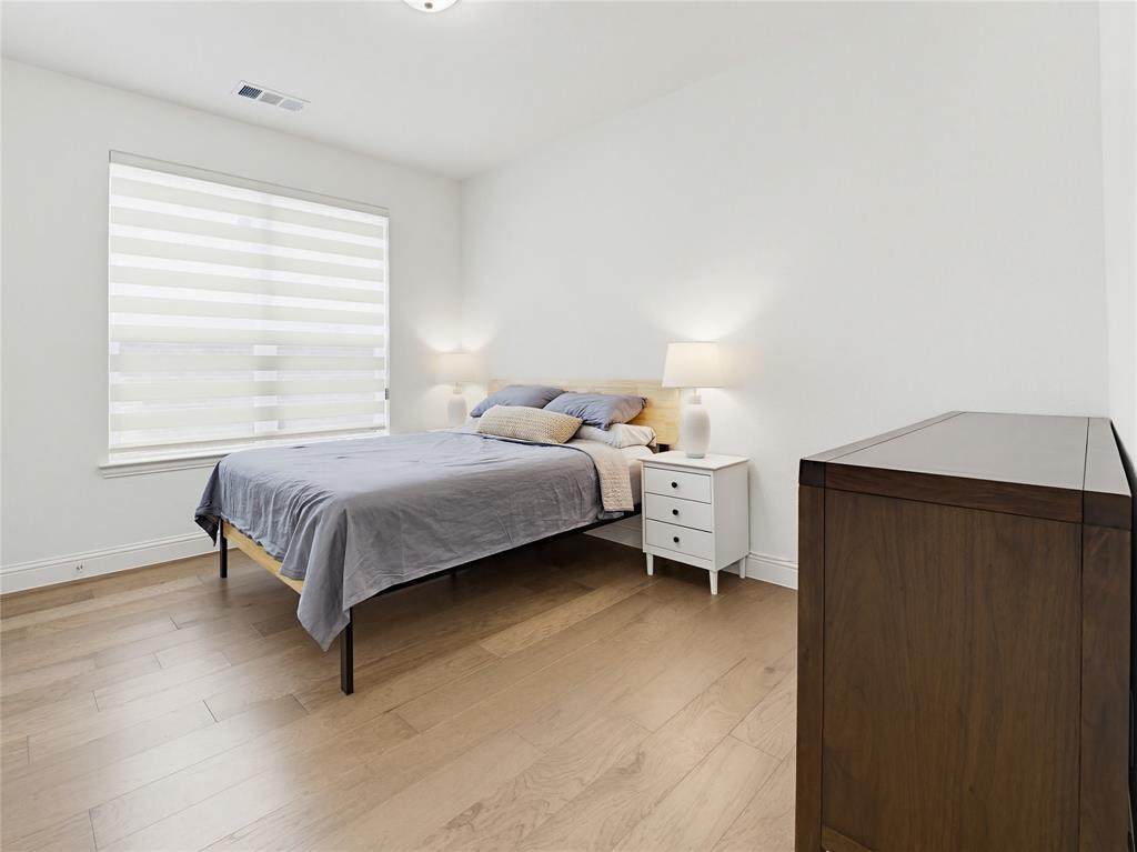 Castle Hills Ph 10 Lewisvil - Residential