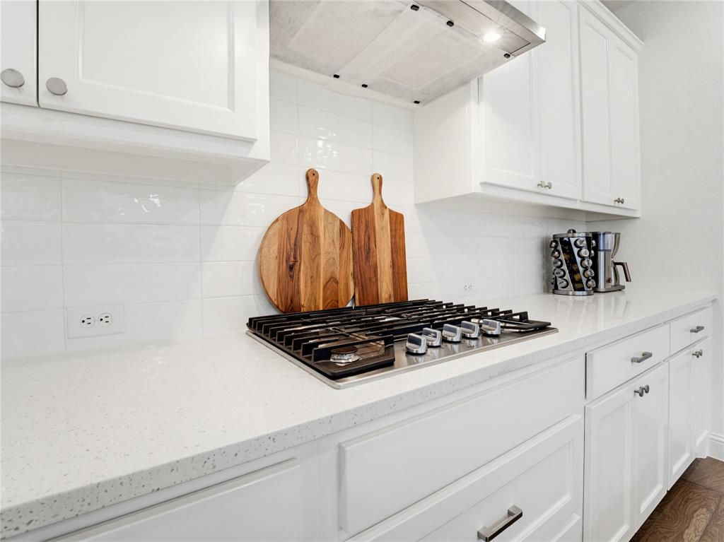 Castle Hills Ph 10 Lewisvil - Residential