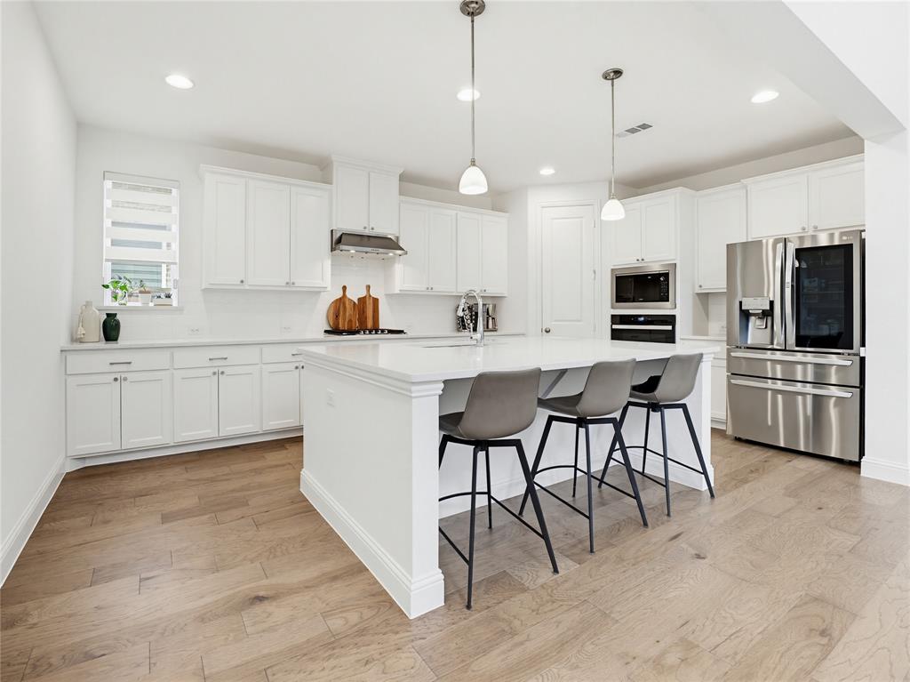 Castle Hills Ph 10 Lewisvil - Residential