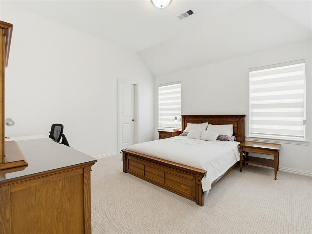 Castle Hills Ph 10 Lewisvil - Residential