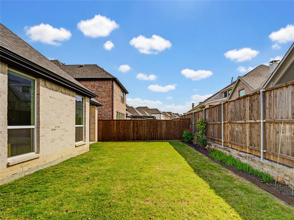 Castle Hills Ph 10 Lewisvil - Residential