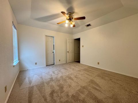 Tiny photo for 2812 Howard Court, Denton, TX 76209 (MLS # 21341338)
