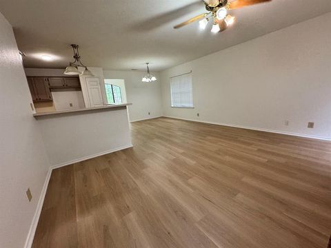 Tiny photo for 2812 Howard Court, Denton, TX 76209 (MLS # 21341338)
