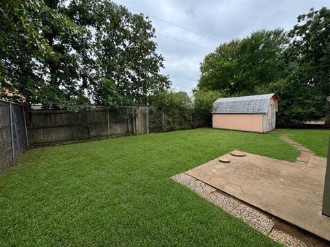 Tiny photo for 2812 Howard Court, Denton, TX 76209 (MLS # 21341338)