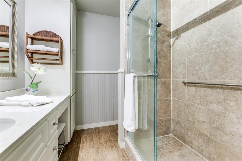 Hollows North Condo - Residential