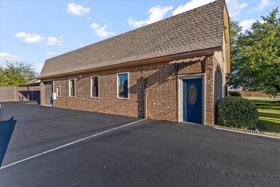 207 N Tarrant Street Crowley TX 76036