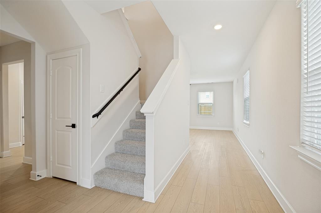1108 Ginsburg Lane