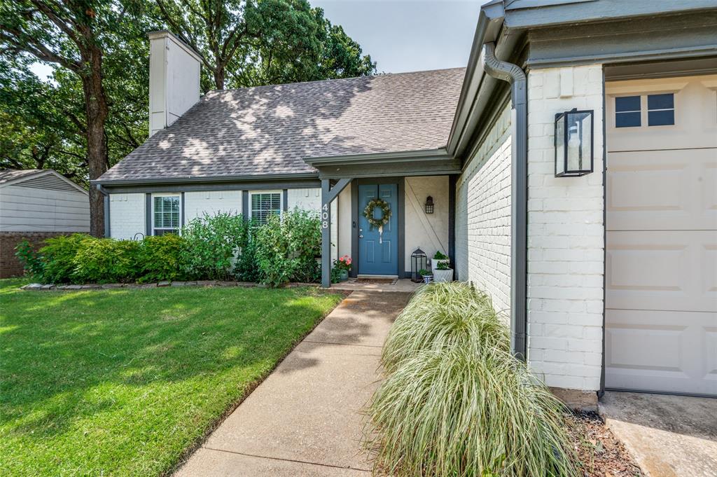 408 Knoll Wood Court