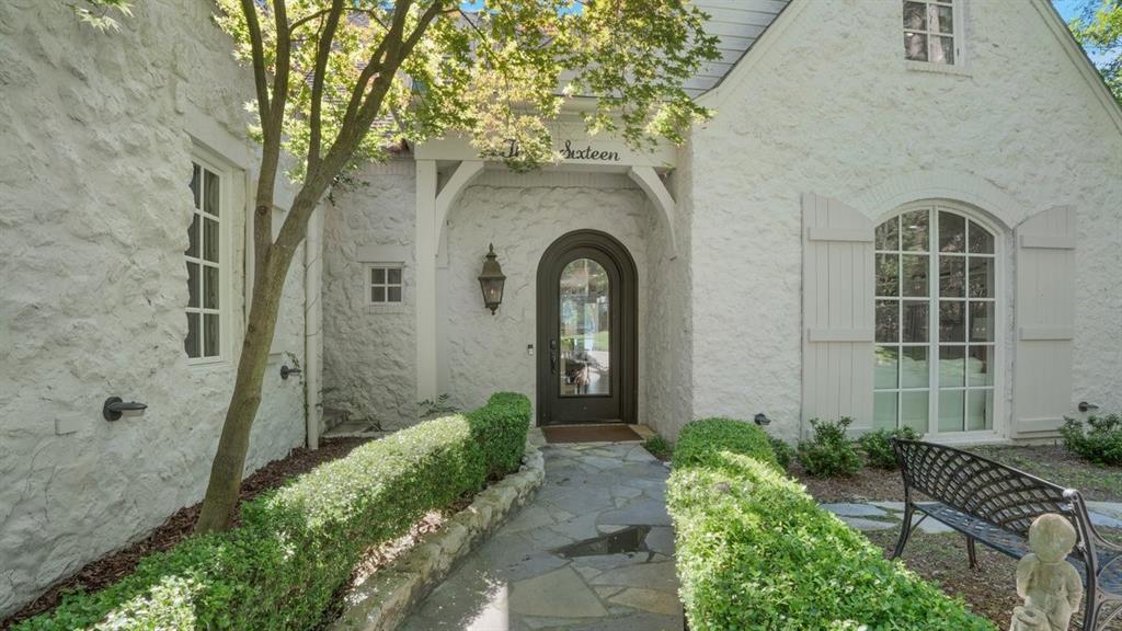 316 Hideaway Central Lane