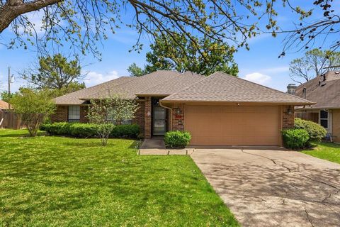 324 Bowie Street Forney TX 75126