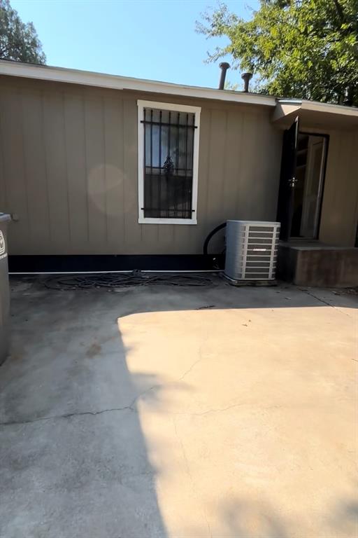 Deerpath Village 05 - Residential Lease