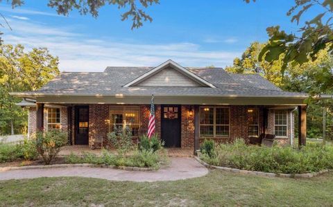 Photo of 796 Vz County Road 1922, Fruitvale, TX 75127 (MLS # 21250373)