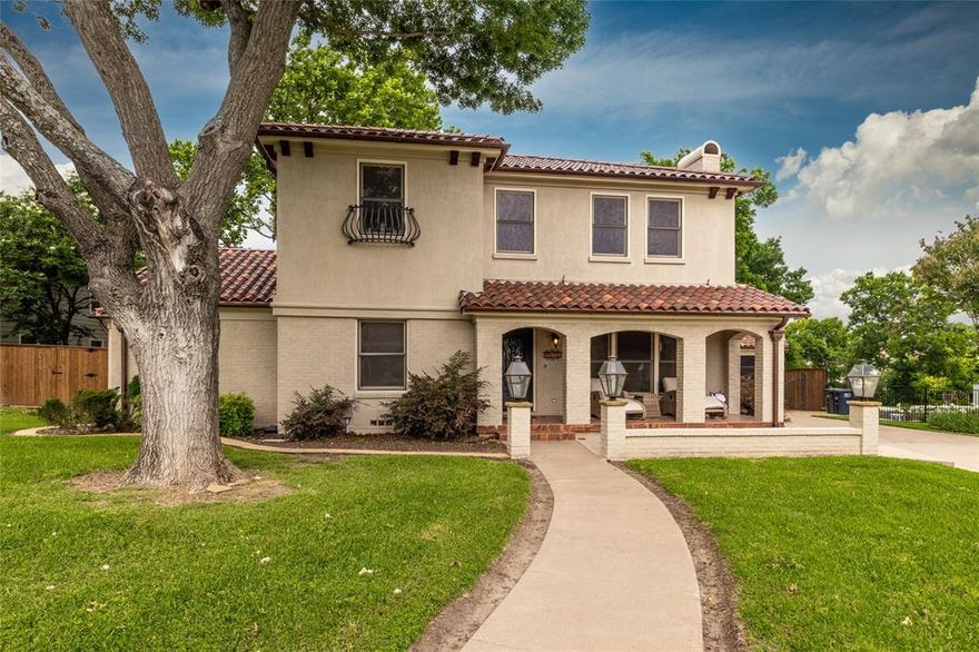 Stunning four-bedroom, three and a half bath home within walking distance to TCU and Colonial Country Club. Located in the desirable Tanglewood school district, this home features custom built-ins, hand-scraped wood floors, and a primary suite on the first floor complete with a custom gunroom featuring white oak cabinetry and an arched door. The kitchen, which opens to the main living area, boasts an eat-in bar, island, gas range, double ovens, and ample storage. Upstairs, you'll find three bedrooms, two full baths, and a spacious second living area or game room with a bar and built-in fridge, plus convenient laundry rooms both upstairs and down. Additional highlights include an in-home audio system, copper gutters, commercial window tint, a large backyard, an oversized lot, mature trees, and a covered porch and patio perfect for entertaining. Upstairs has a cedar closet on the right before you enter the game room. Garage is wired for an EV.
