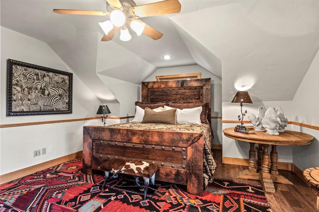 Lands End - Residential