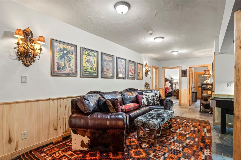 Lands End - Residential