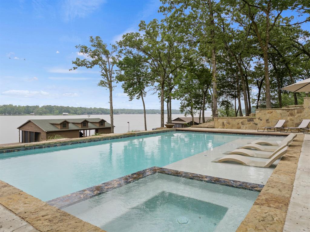 Lands End - Residential