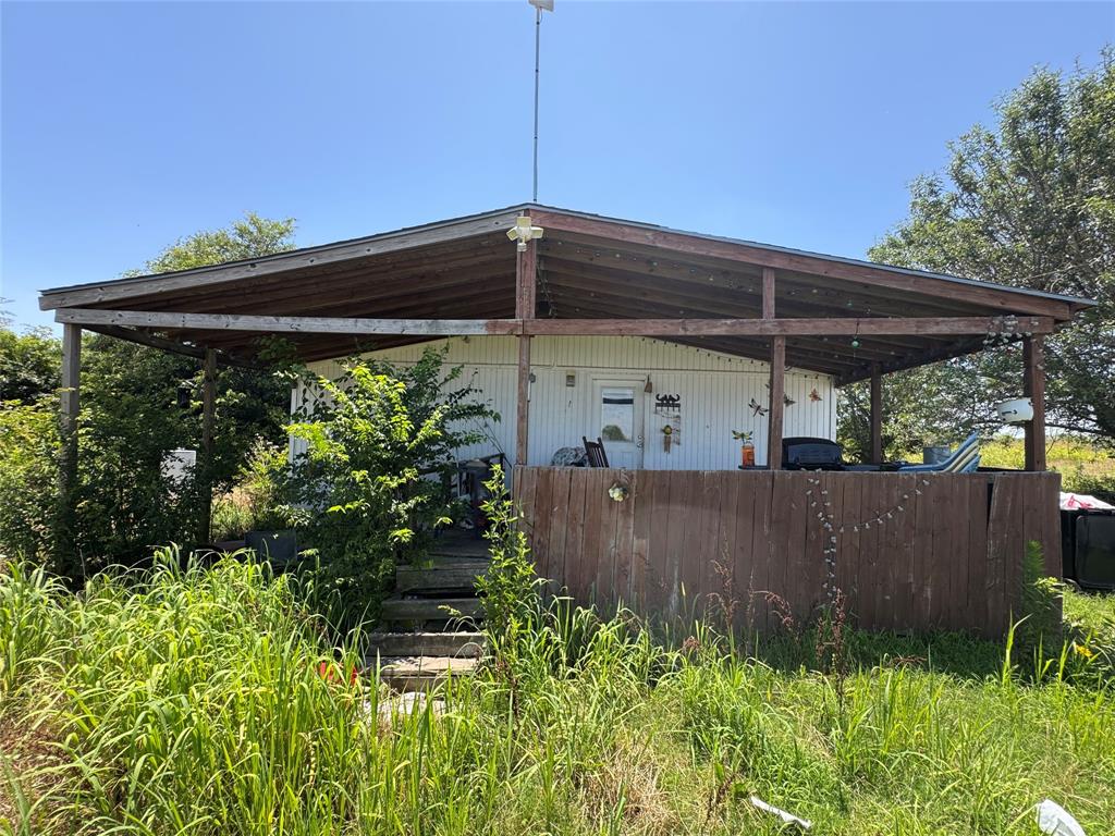 1093 Sabine Creek Road