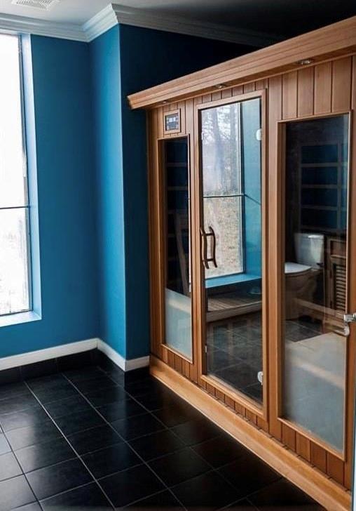 H&Tc 1733 - Residential