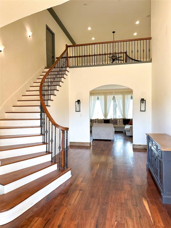 H&Tc 1733 - Residential