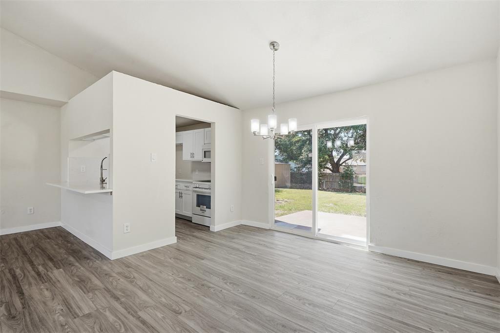 3812 Bigleaf Lane
