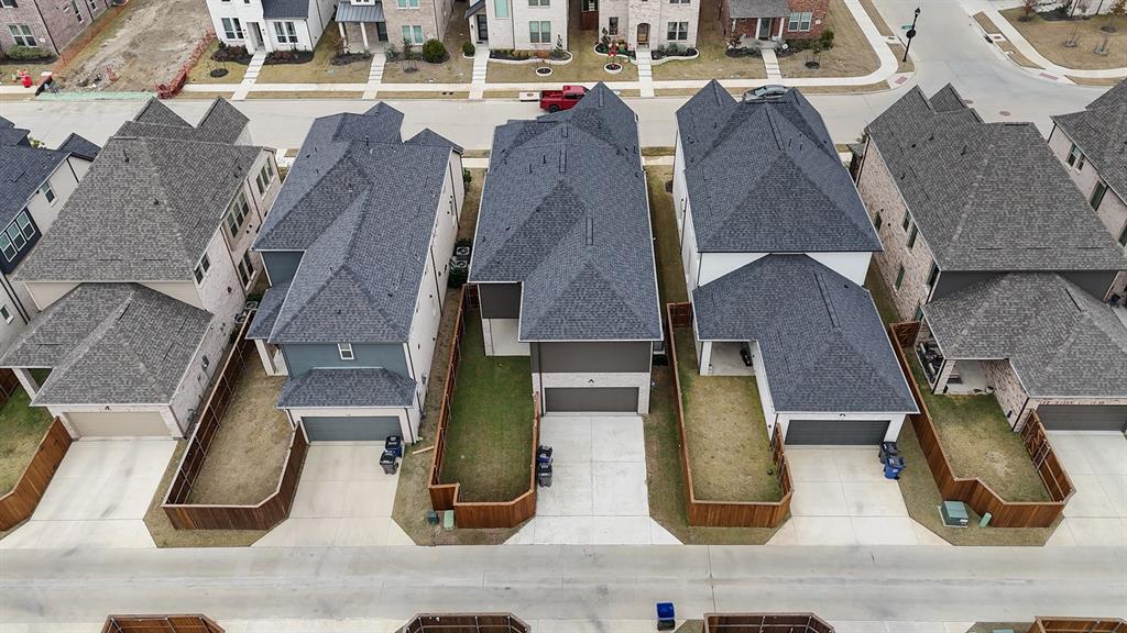716 Kendall Lane