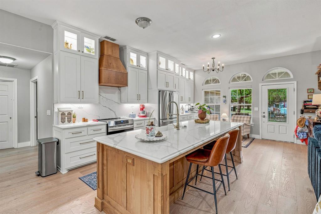 330 Rambling Oaks Road