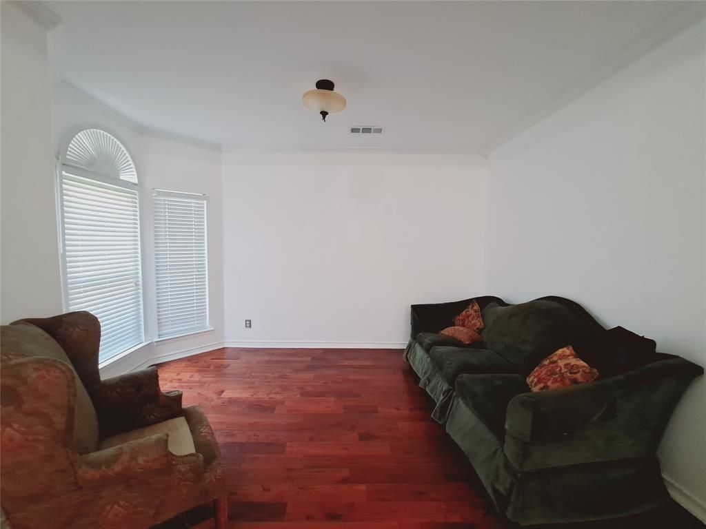 Photo of 1534 Chapman Drive, Lancaster, TX 75134 (MLS # 21251869)