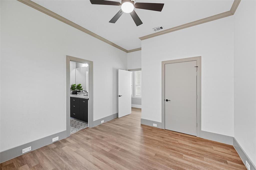 Twelve Thousand 05 Hundred Pres - Residential