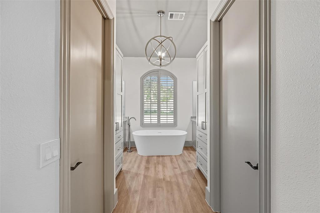 Twelve Thousand 05 Hundred Pres - Residential