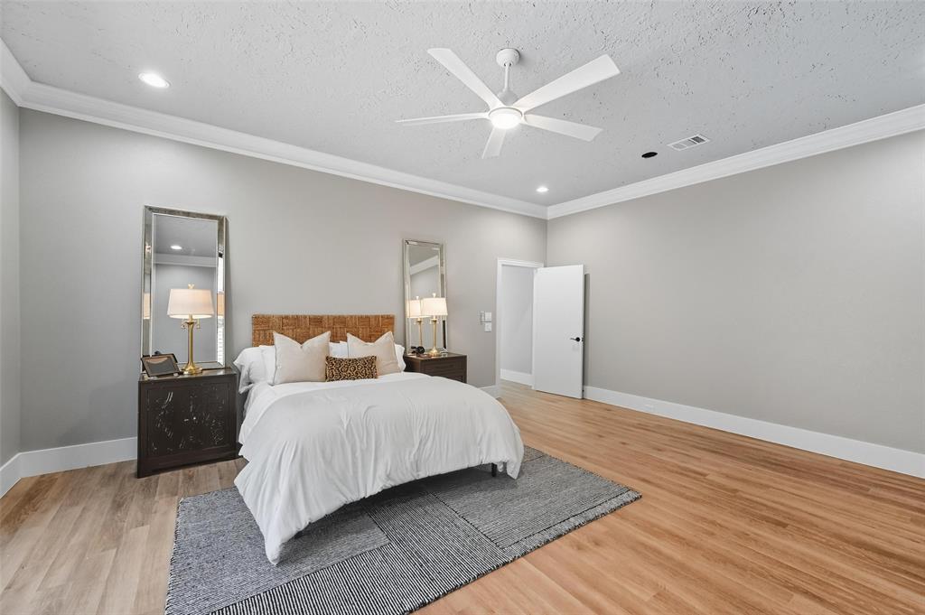 Twelve Thousand 05 Hundred Pres - Residential