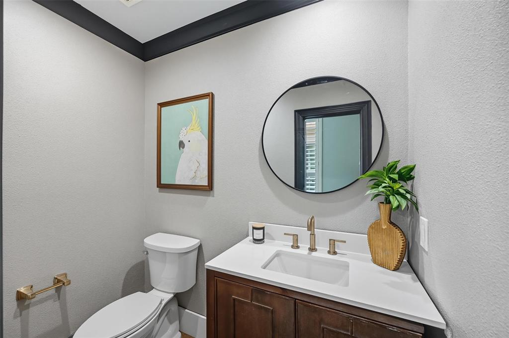 Twelve Thousand 05 Hundred Pres - Residential