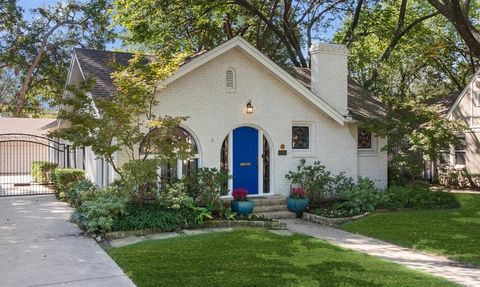 5242 Merrimac Avenue Dallas TX 75206