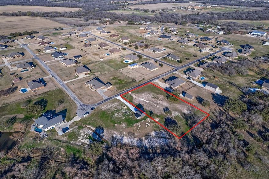 Bring your Builder to this 1 Acre Residential lot in the well-developed, intimate Heritage Springs community! Enjoy luxury country living on this level lot with flowing creek behind. The water meter has already been installed. This well-developed custom builder community feeds into coveted Brock ISD, only minutes from Brock High School and Canyon West Golf Course. Conveniently located near I20 just Southeast of Downtown Weatherford.