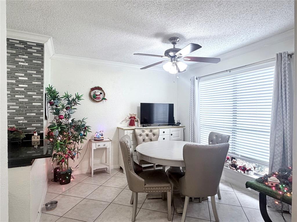 Cloisters Condo The - Residential