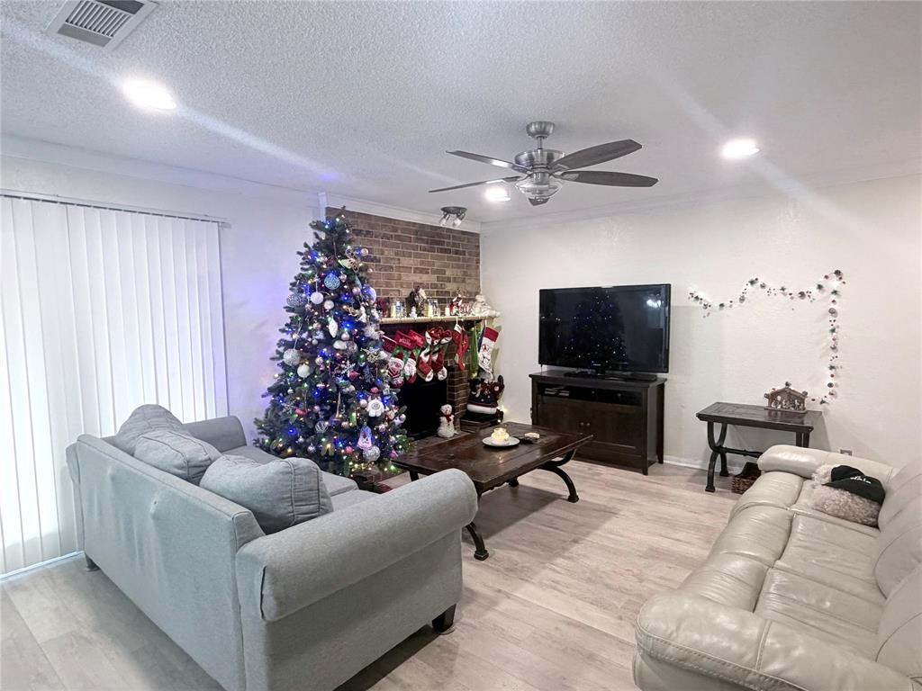 Cloisters Condo The - Residential