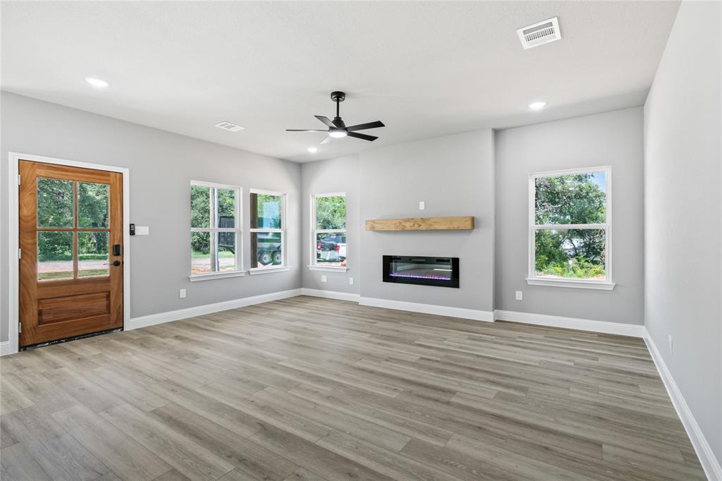 807 Arrowhead Court