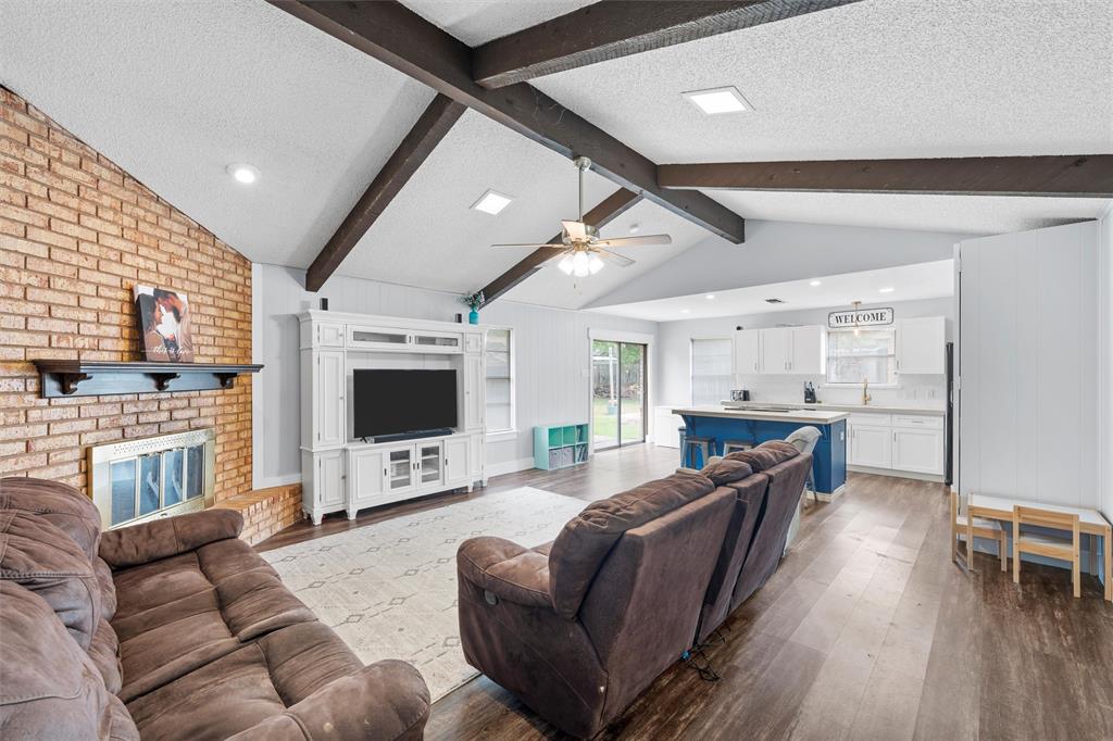 308 W Spring Valley Drive