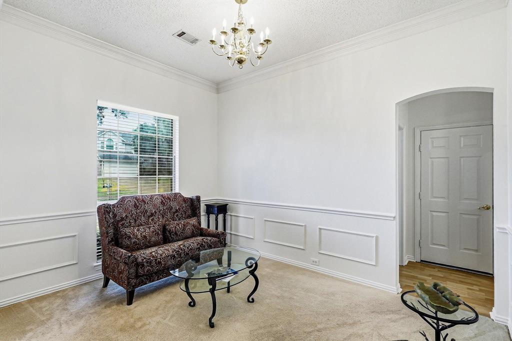 2900 Woodhaven Drive