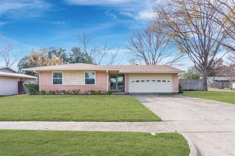 831 Warren Way Richardson TX 75080