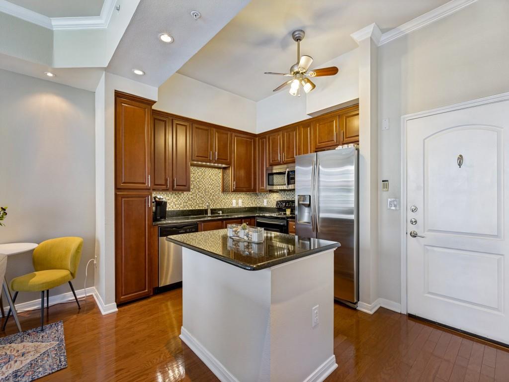 3225 Turtle Creek Boulevard 318
