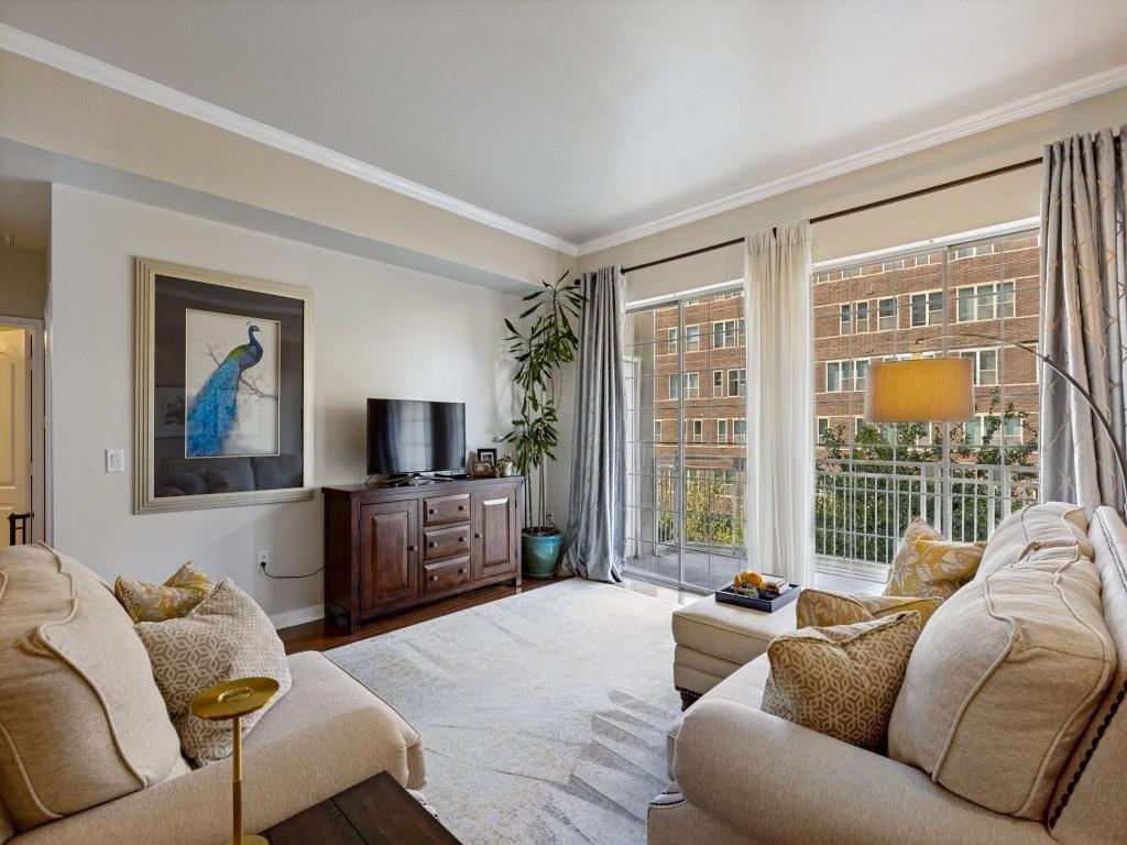 3225 Turtle Creek Boulevard 318