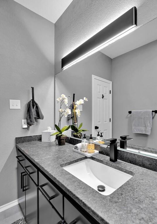 White Bluff #27 - Residential