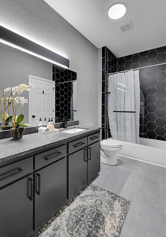 White Bluff #27 - Residential