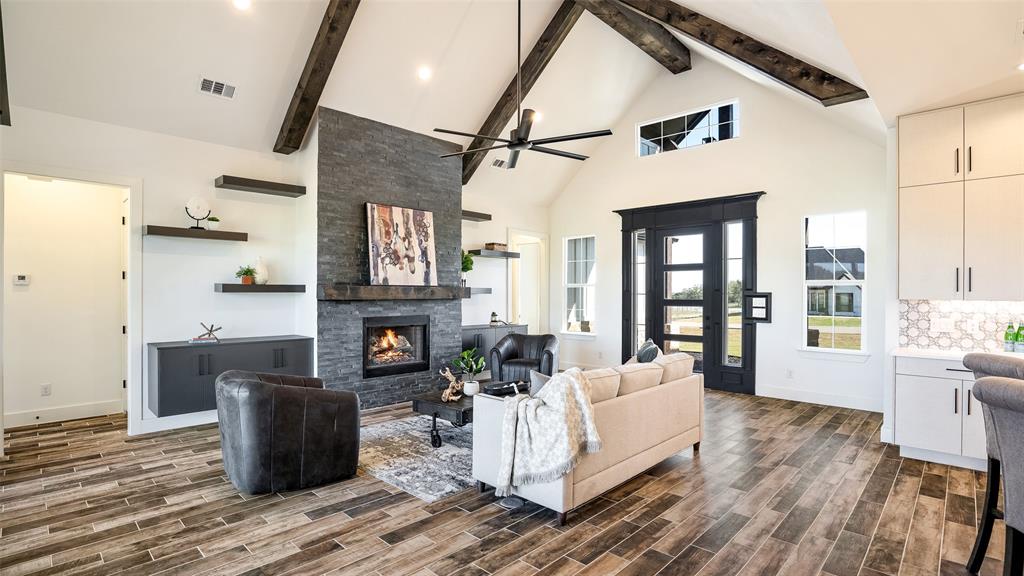 1023 Elevation Trail