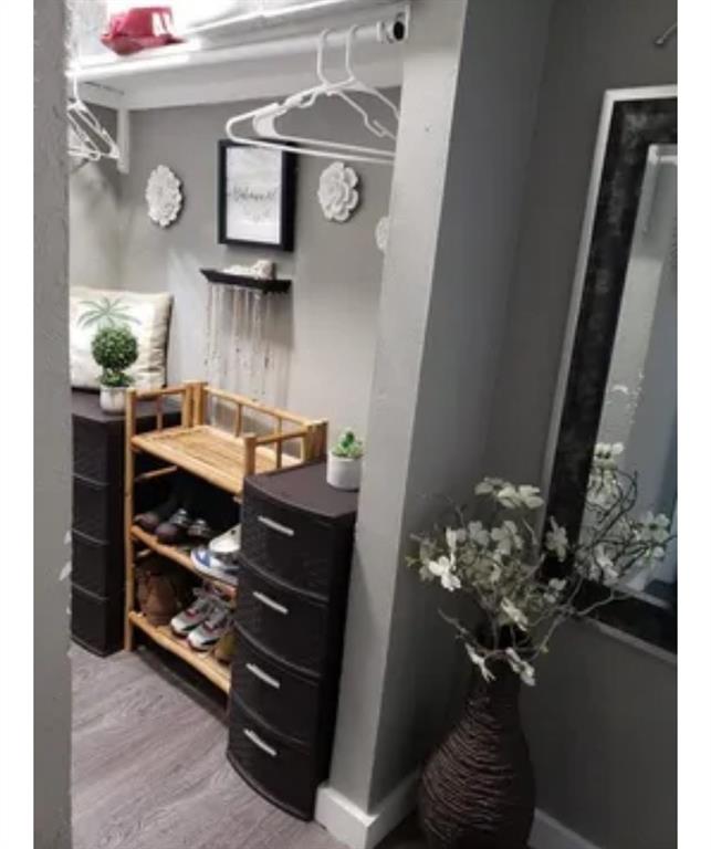 Las Colonitas Condo - Residential