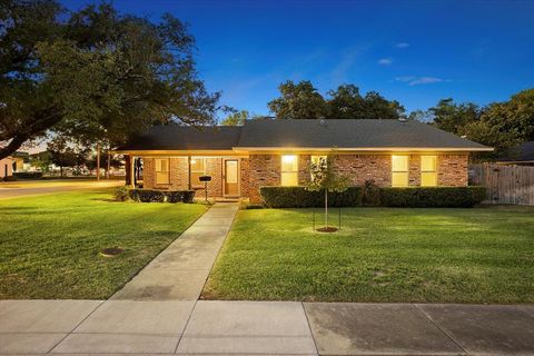 A home in Waxahachie